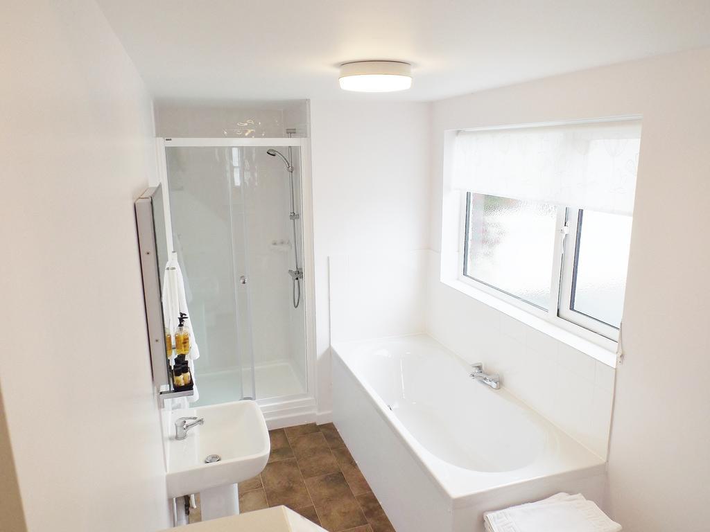 Old Riverview Guest House Earith Стая снимка
