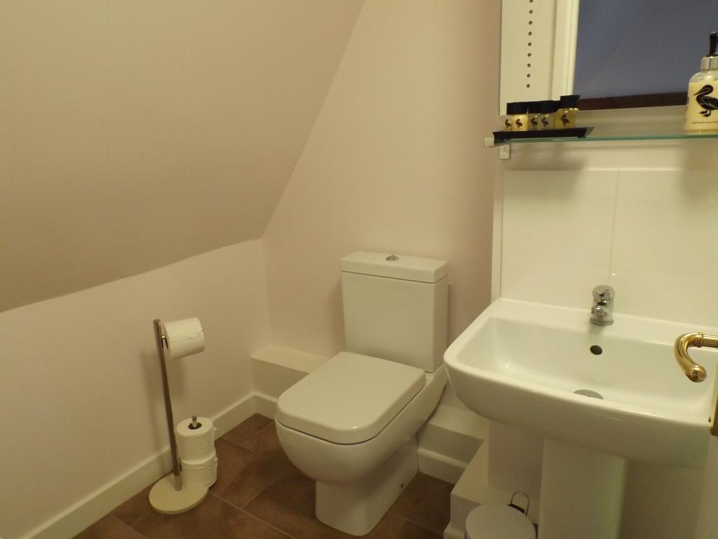 Old Riverview Guest House Earith Стая снимка