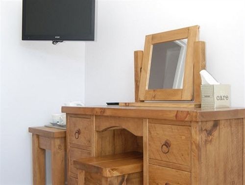 Old Riverview Guest House Earith Екстериор снимка